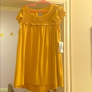 Girls size 8 mustard shirt